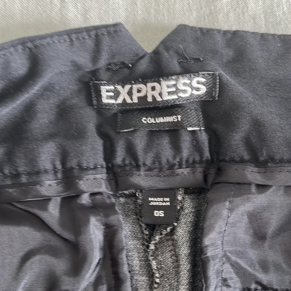 Express - Picture 2 of 4